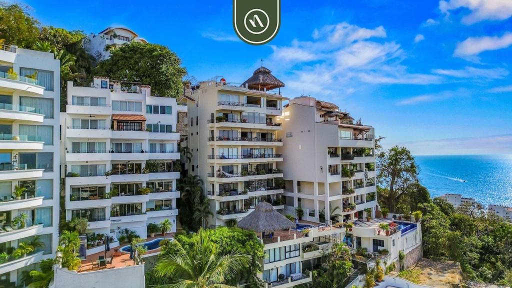 Mexican 2 BR Condo - Private Pool - Romantic Zone - 5