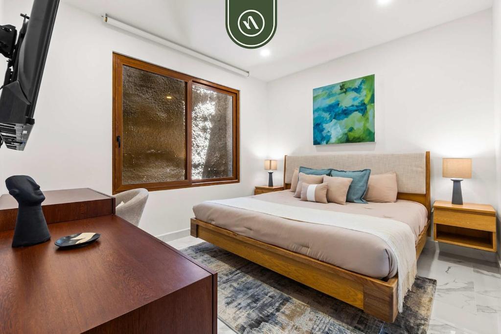 New 1 BR Condo - Rooftop Pool - Romantic Zone - 2