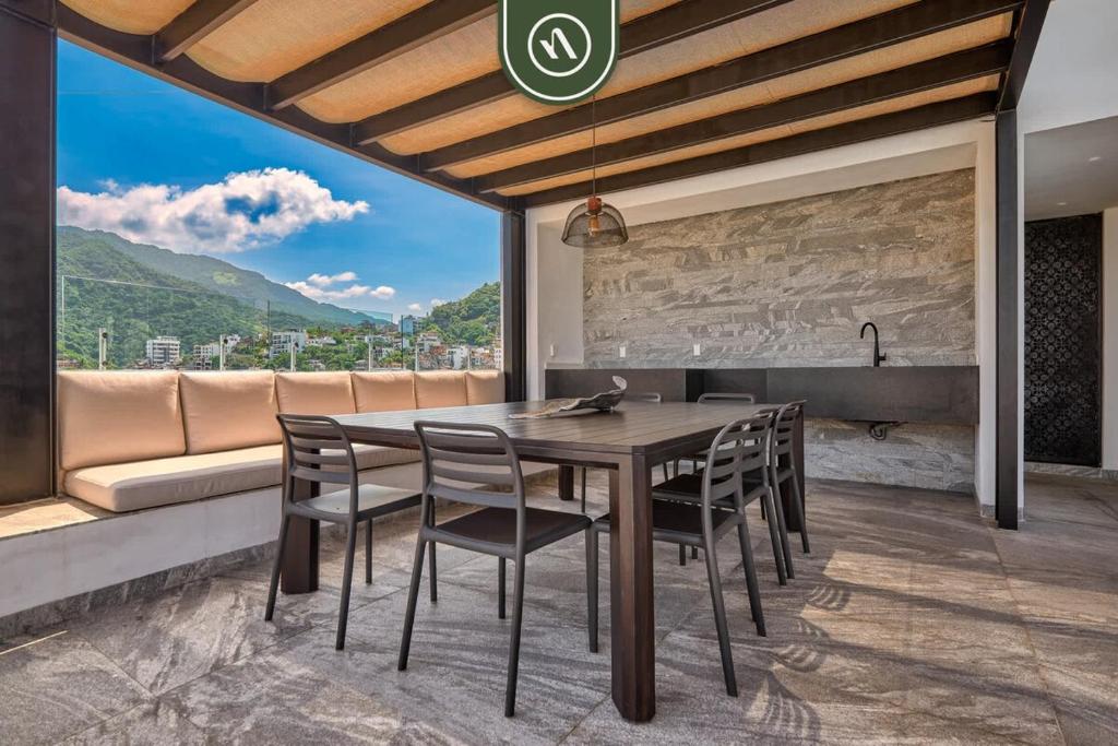 Amazing 1 BR Condo with Terrace - Rooftop Pool - 5