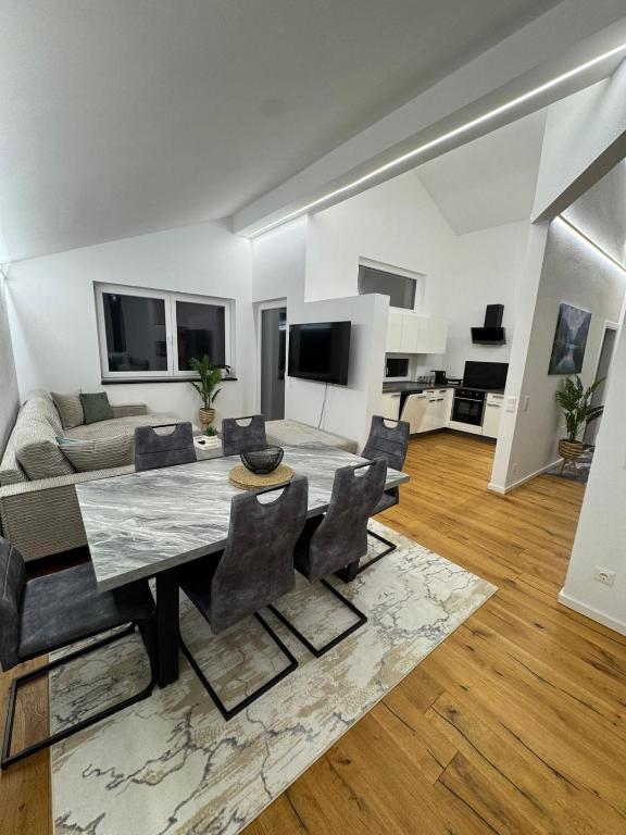 Stylische Ferienwohnung 2 - 3