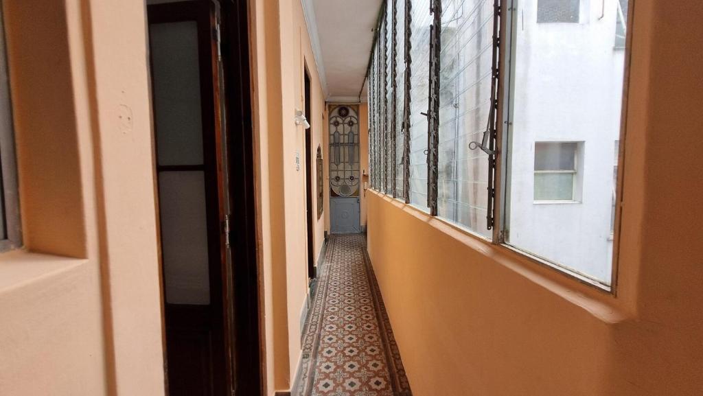 Spacious Family Apt for 8: Heart of Buenos Aires! - 4