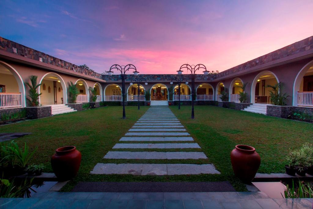 Garden, The Westlake Hotel & Resort Yogyakarta in Yogyakarta