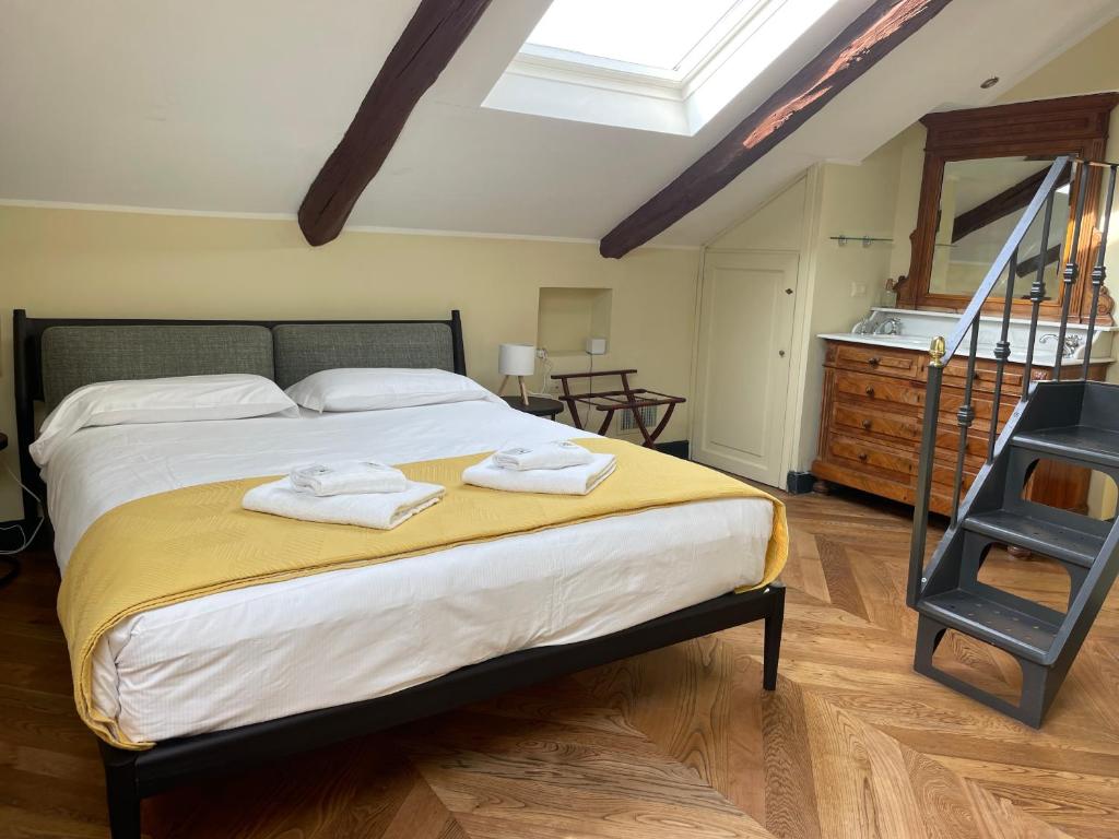 The Heritage - Grand Apartment in Historic Turin - 4