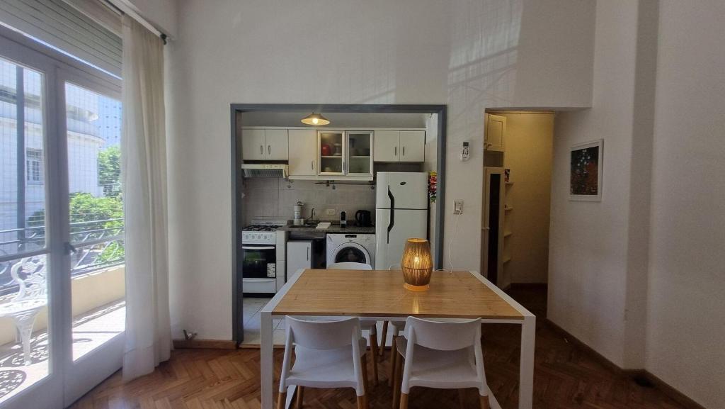 Bright one-bedroom apartment with balcony in the h - 4