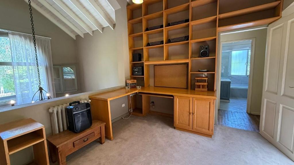 Premium house in Tigre with garden, pool, and hot tub - 2