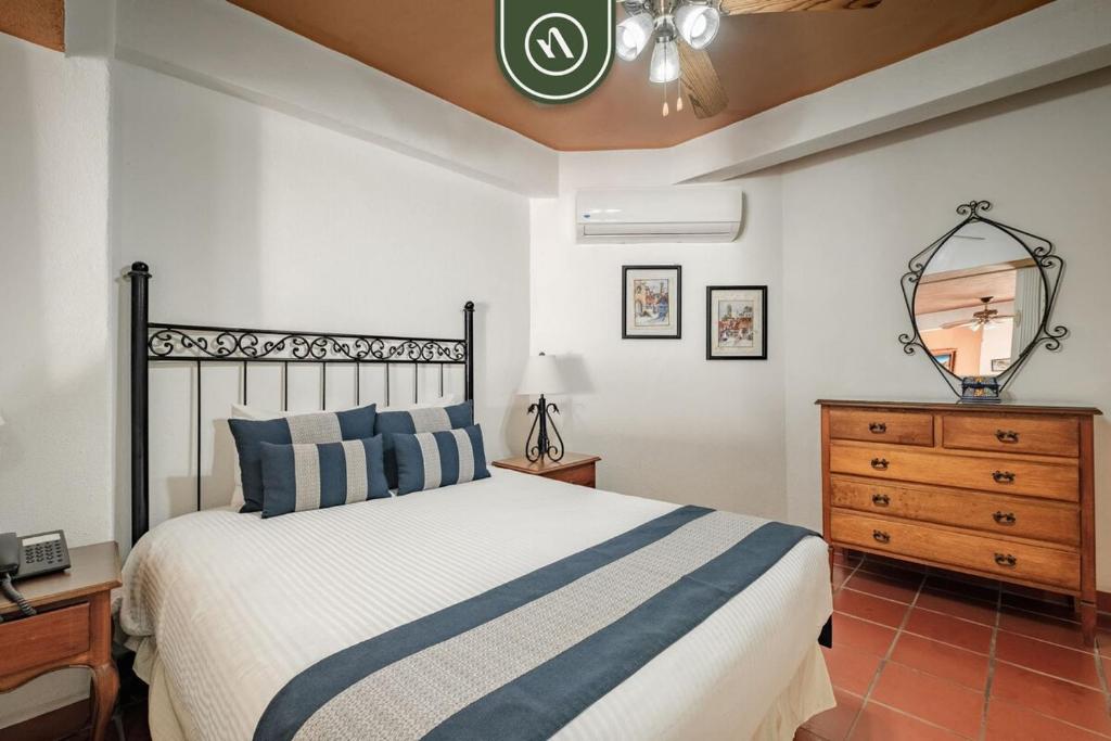 One Beach Street 405 B - Amazing 2 BR Condo - 3