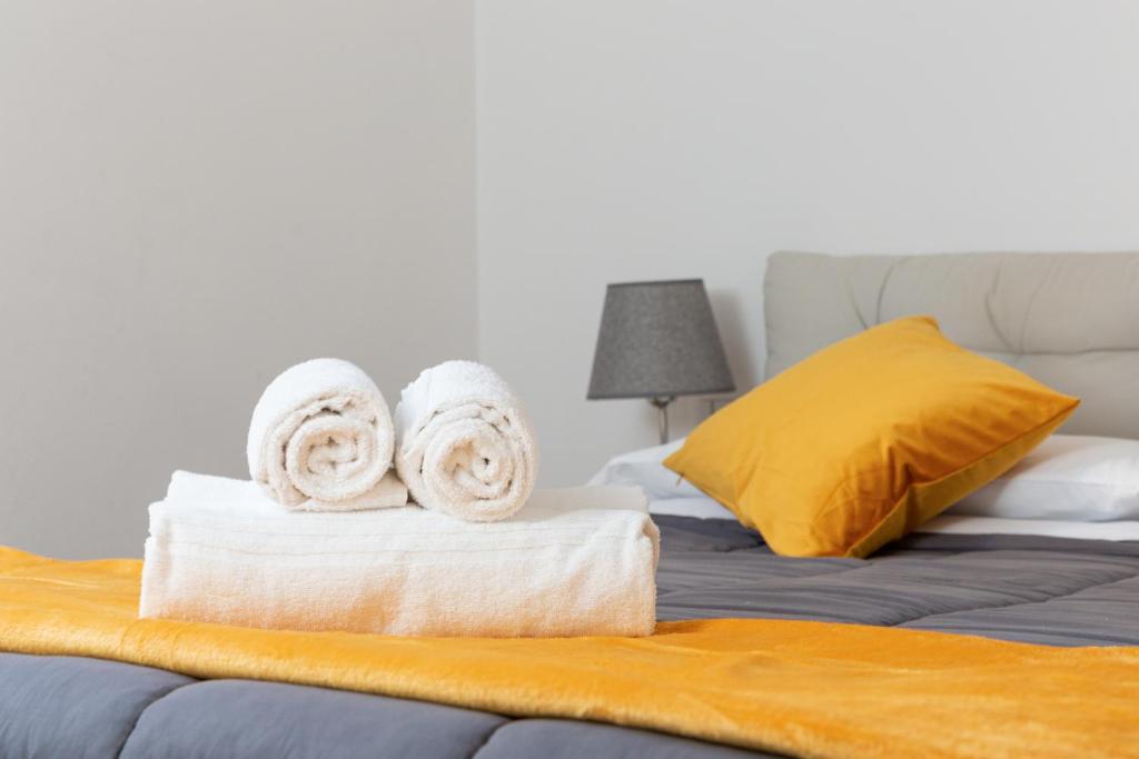 ArtStay Exclusive Apt Near Train Metro, Parking - 2