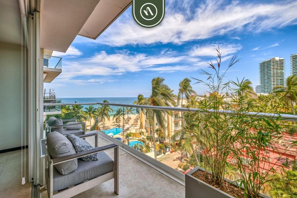 Luxury Oceanfront 2BR Condo with Private Balcony - 3