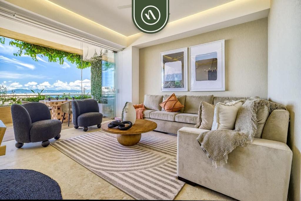 Luxury 1BR Condo with Private Terrace - Ocean View - 4
