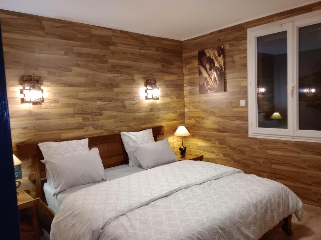chambre et table d'hôtes Au coin de la cité 2 - 5
