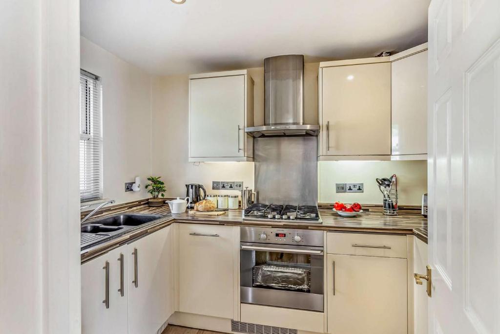 Two-Bed Apartment, Circus Mews, Bath photo 7