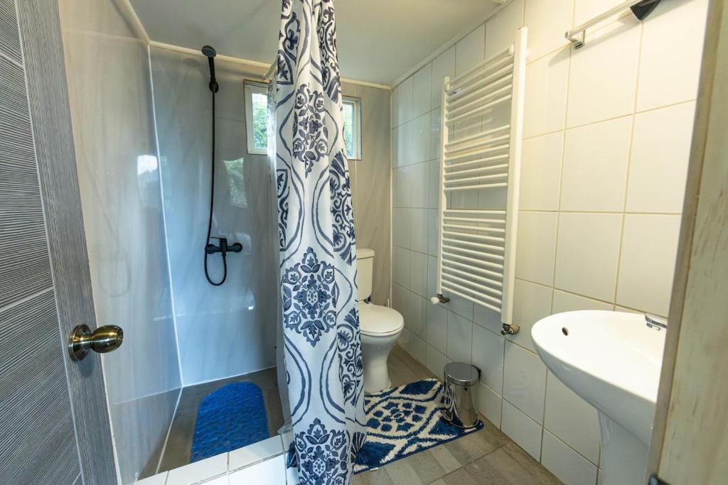 Suite 2 ambientes full equipada con Parking y Aire acondicionado - 2