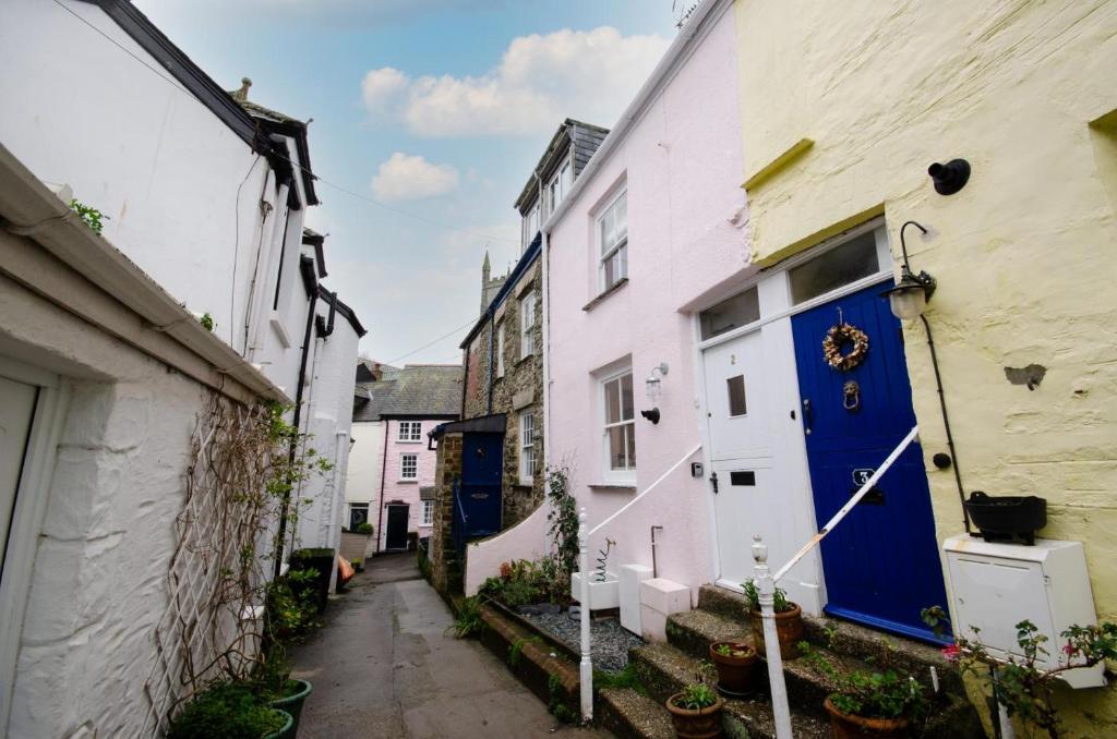 3 Bed in Fowey - photo 4