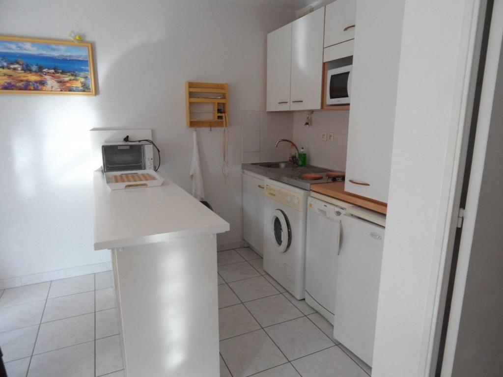 Studio avec Terrasse - Le Lavandou - FR-1-251-931 - 4