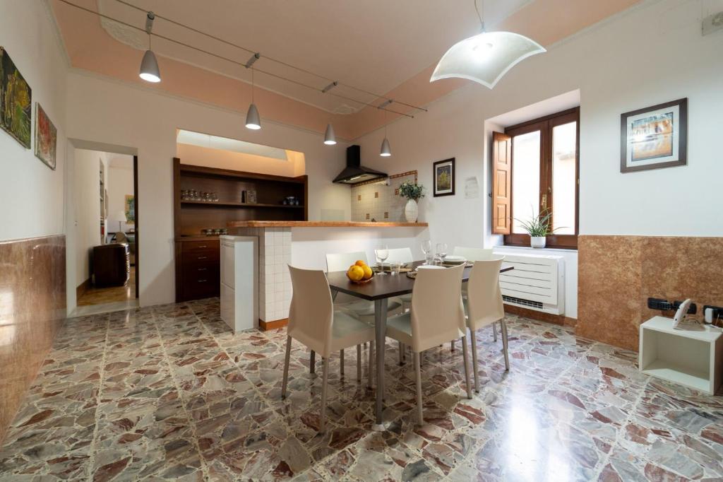 GuestHost - A-Mare Ortigia - Palazzo Candido - 2