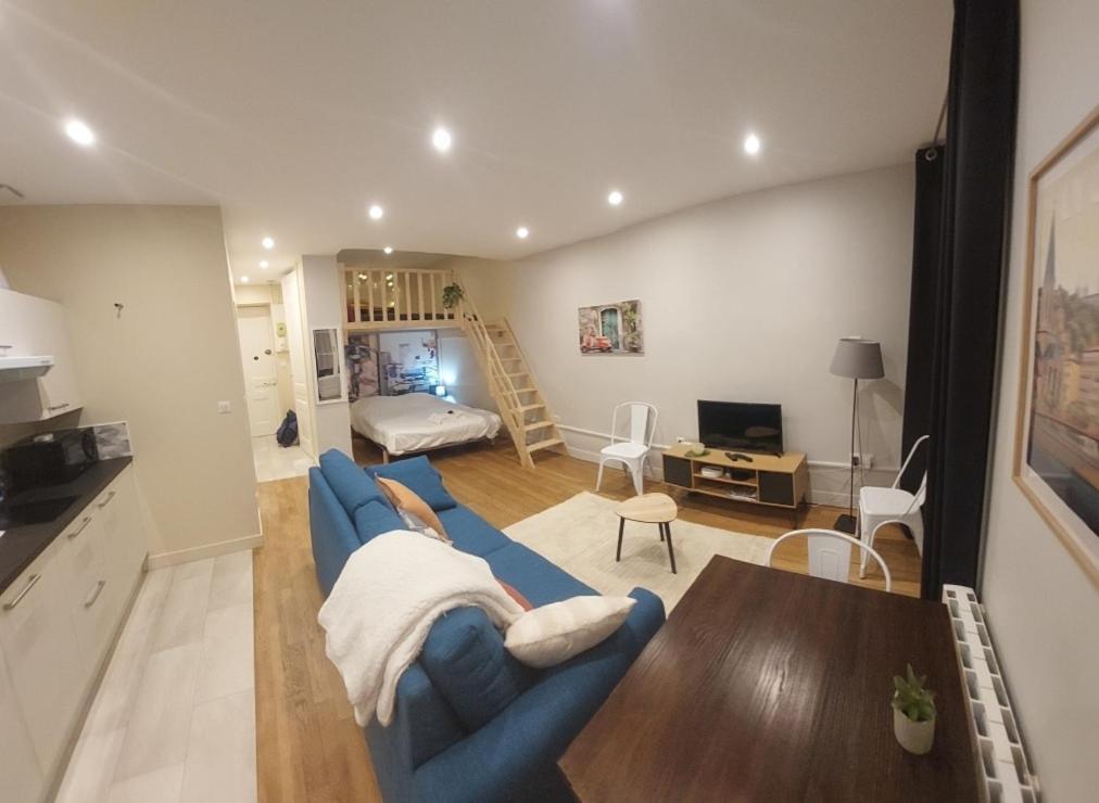 Cozy, fully renovated, ideally located - 1