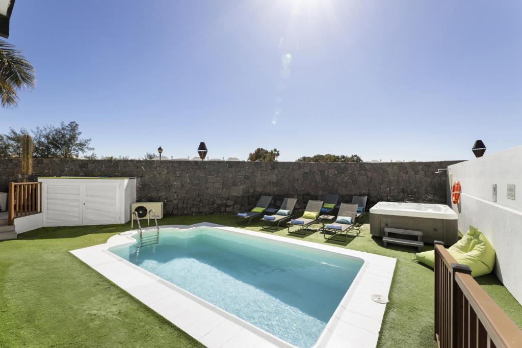 Sea Breeze Callao by Escape Home - 2