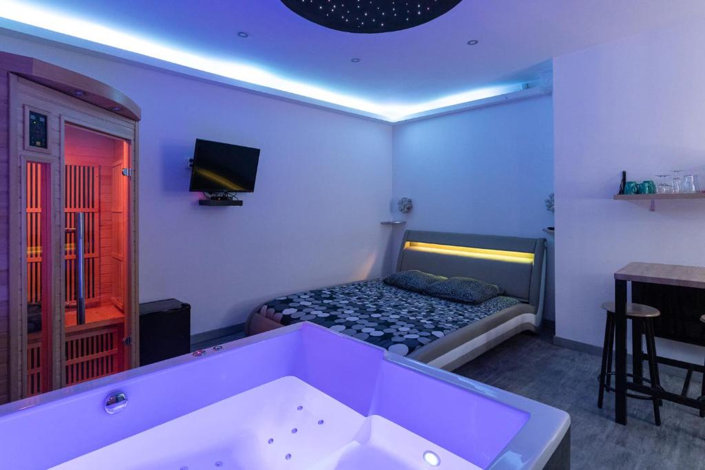 LX202 Love Room & Spa privatif - Jacuzzi & Sauna - 4