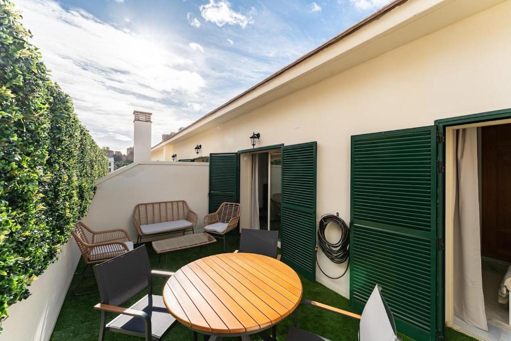 Premium 1bed penthouse with terrace in the Center - 2