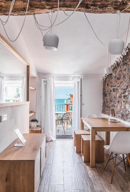 Luxury Seaview Rooftop by The First - 4