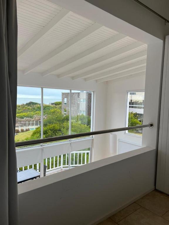 Casa con vista al mar sobre médano - 4