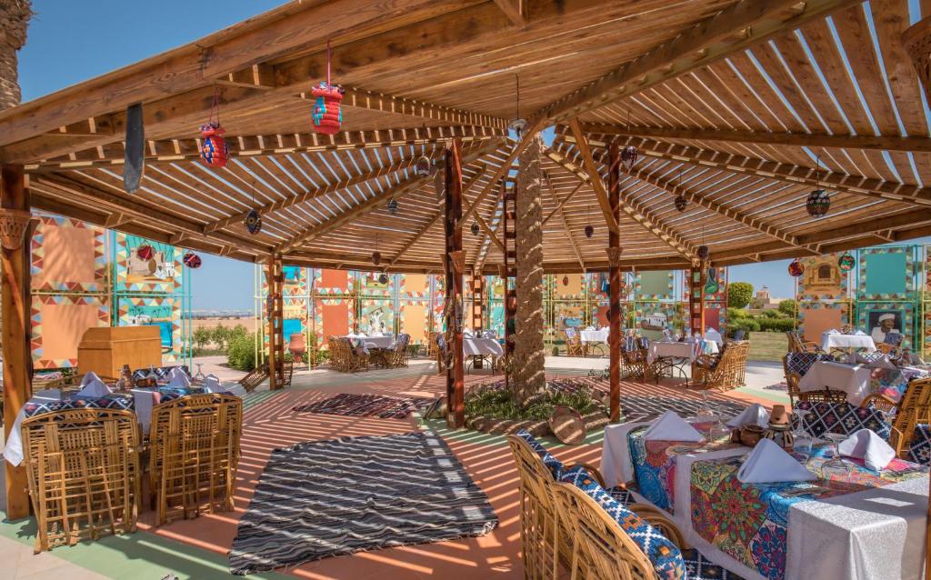 Hurghada Long Beach Resort — Restaurant & bars in Hurghada, Red Sea