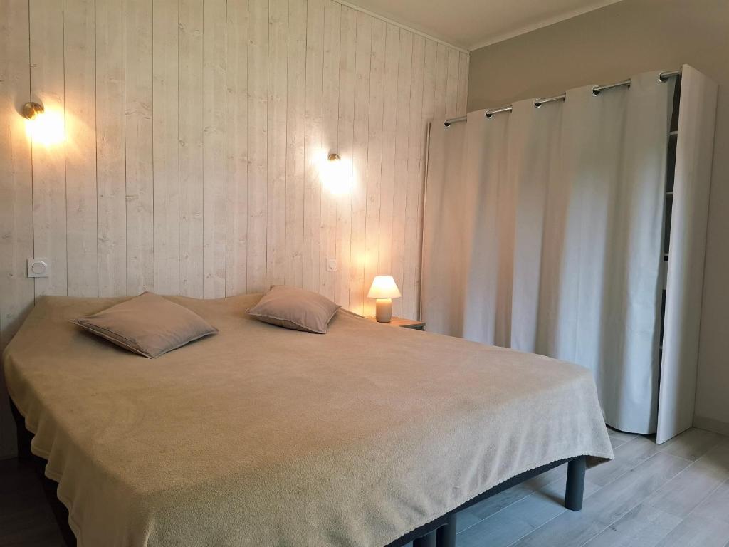 Maison rénovée à 300 m de la plage - 3