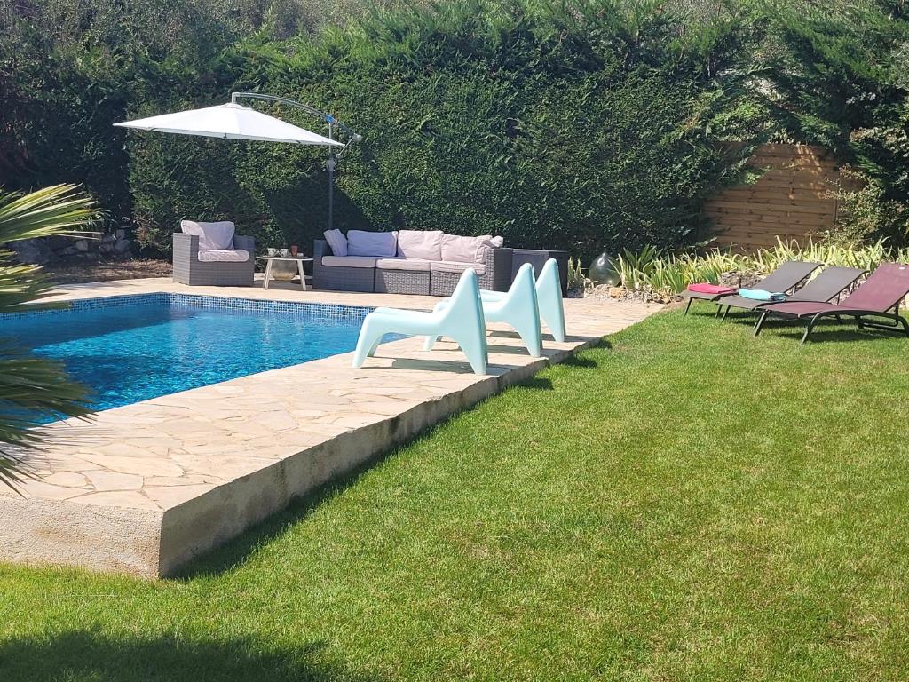 Mas provencal pres de Grasse 6p piscine jardin calme et verdoyant - 2