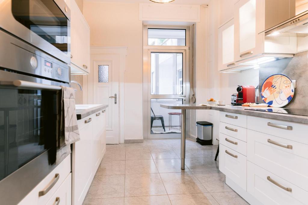 Grand Appartement 90 m2 - 4 Lits -Quartier Imperial - Gare - Centre-ville - 3