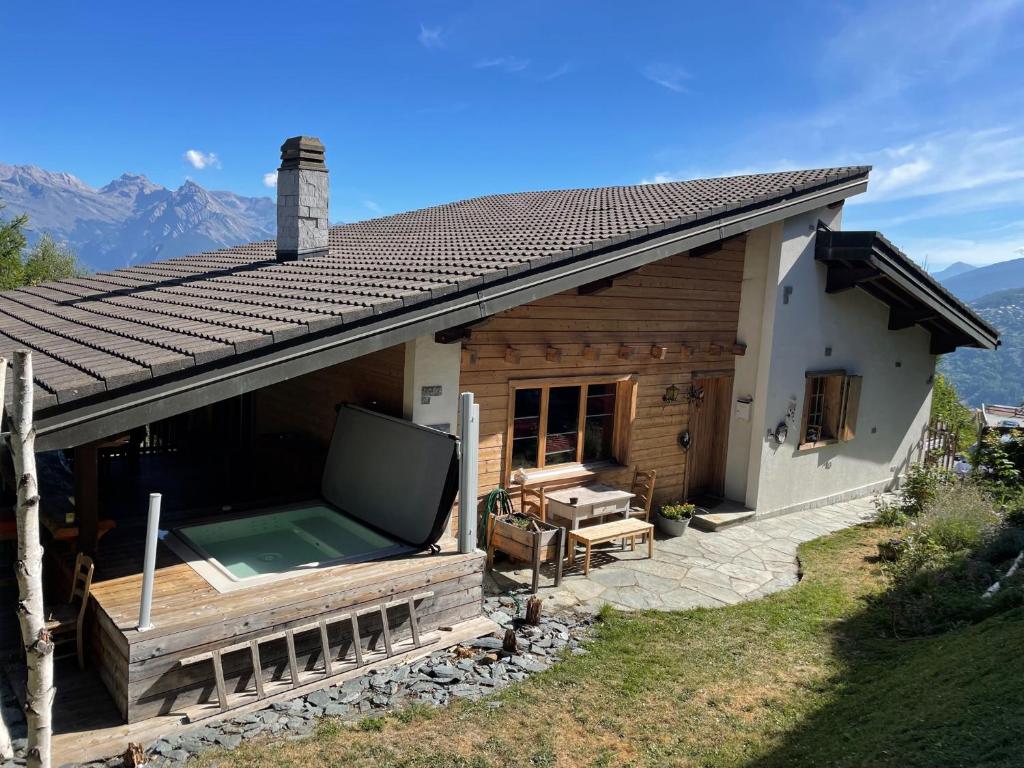 Chalet cosy Le Bouquetin jacuzzi et sauna idéal familles & couples vue imprenable - 2