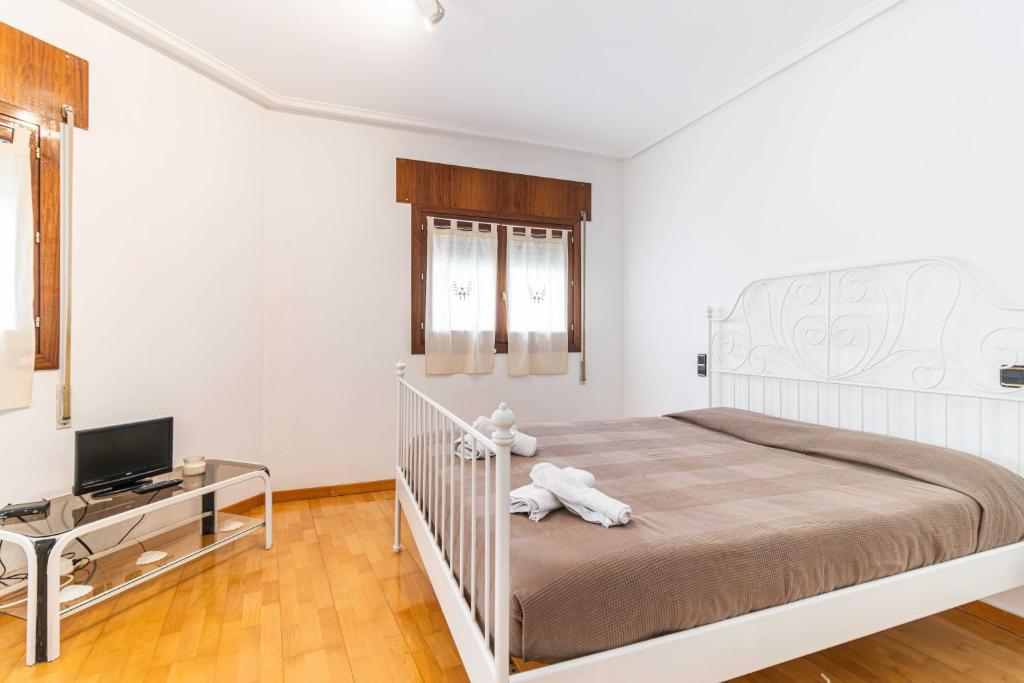 Amplio apartamento junto a la Basílica del Pilar by CABANA Rentals - 1