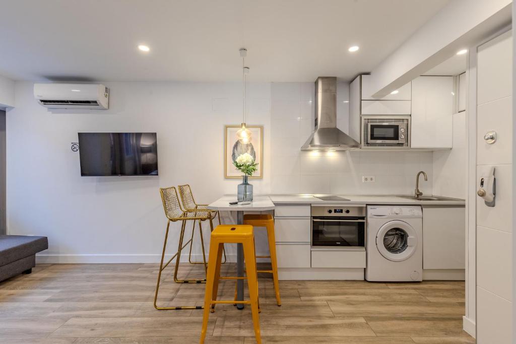 Bright and Fantastic Studio - Apartment Embajadores A - 3