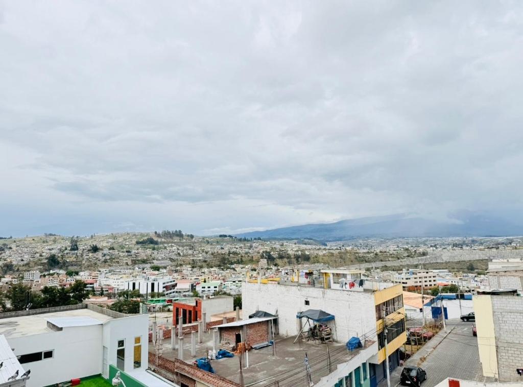 Suite matrimonial en el centro de Ambato - 2