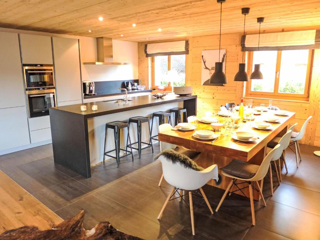 Chalet Chalet Astoria 6 by Interhome - 4