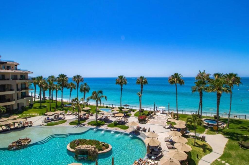Cabo Oceanfront Luxury Villa with Resort Amenities - 4