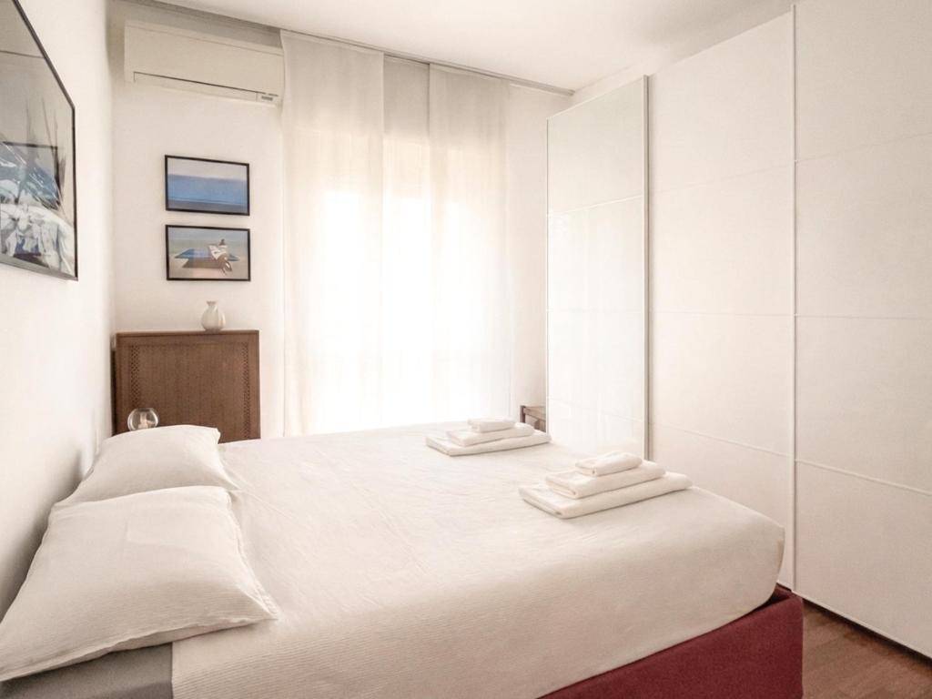 Spacious & Bright Flat near Bocconi & Navigli - 2