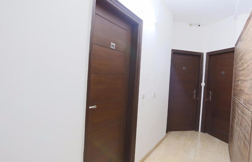 Hotel O New Raj Kamal フロント・ロビー