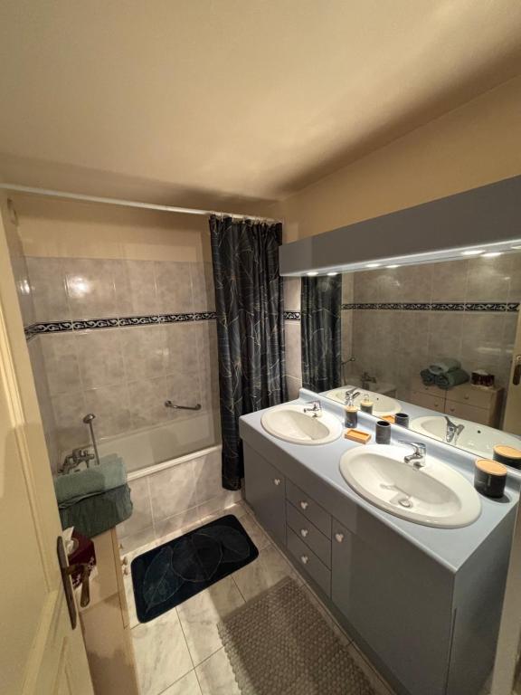 Appartement plein centre à 300m de la plage - 4