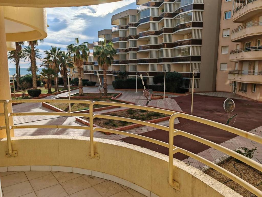 Appartement 3 pièces face à la plage, climatisé, parking sécurisé - FR-1-696-106 - 4