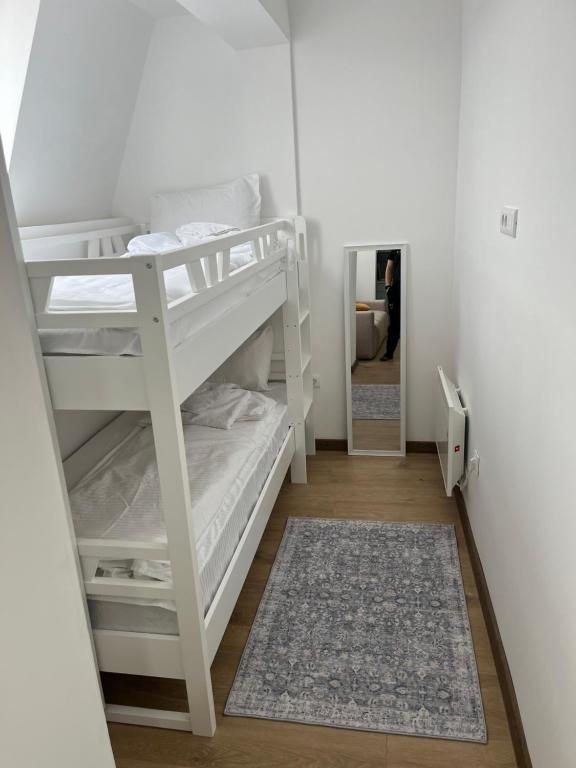 MILI LUx - 1
