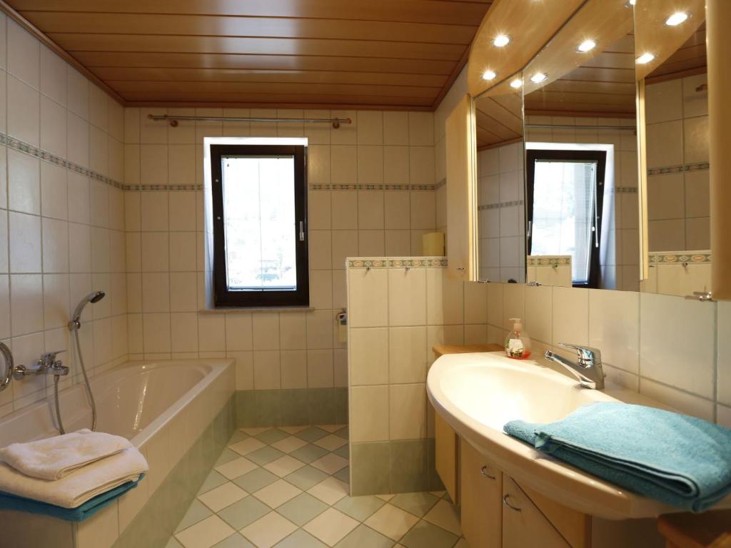 Apartment Appartement Mama by Interhome - 2