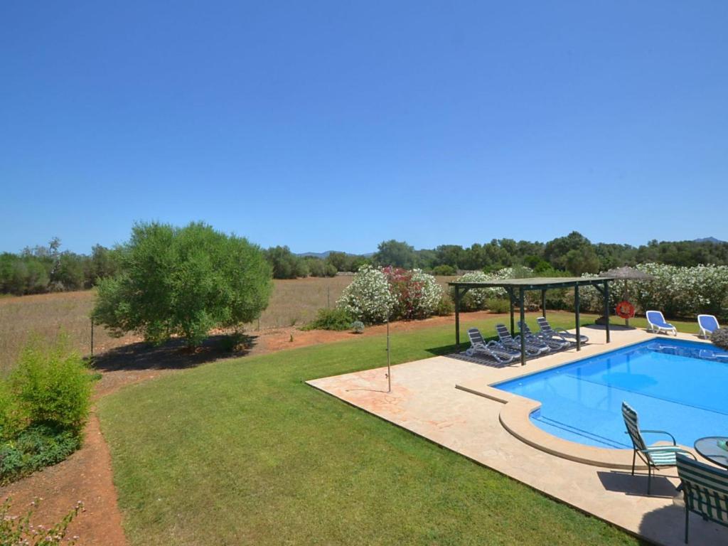 Holiday Home Wunderschönes Landhaus im Landhausstil mit Pool by Interhome - 1