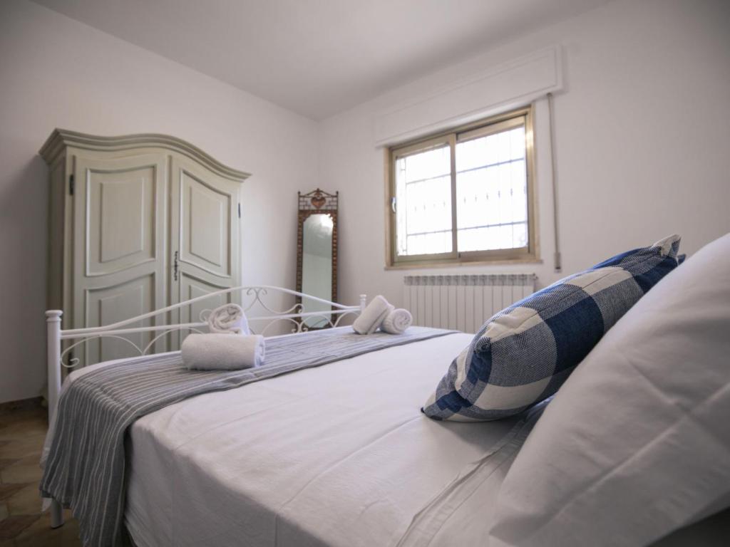 Holiday Home Villa del Mirto 300mt vom Meer- Privatparkplatz- Haustiere erlaubt by Interhome - 5