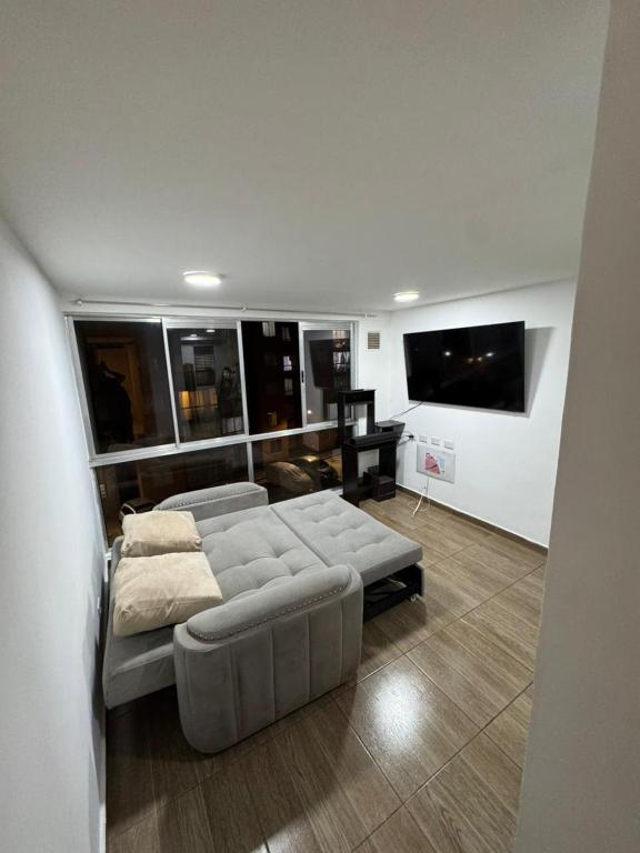 Fly & Stay Bogota APT 3 - 5