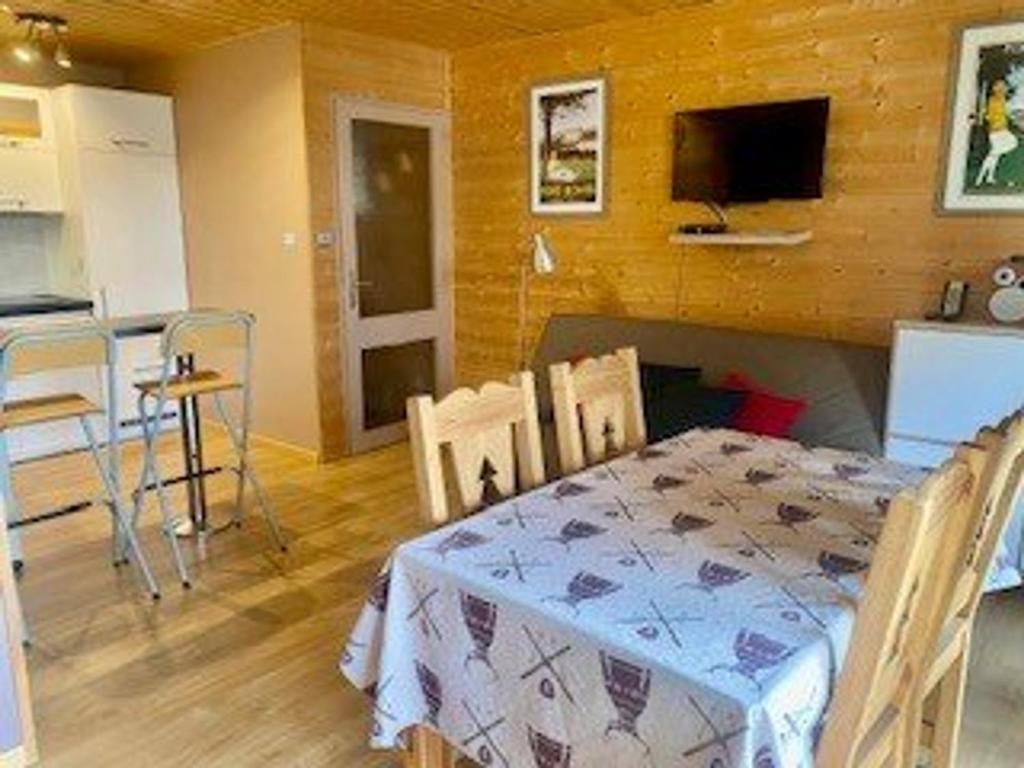Studio rénové 3* au pied des pistes de Pyrénées 2000 avec terrasse et cuisine équipée - 3