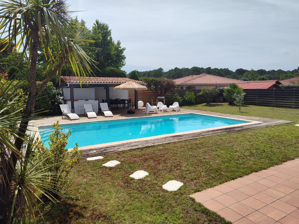 Villa Landaise et sa grande piscine - 2