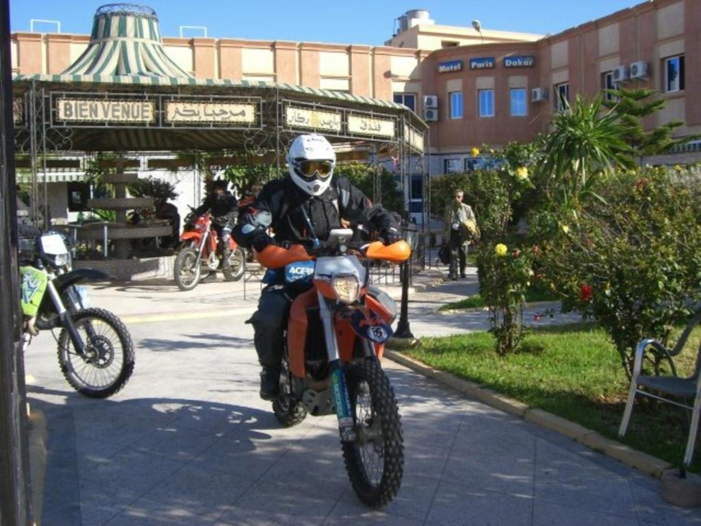 Motel Paris Dakar — Hotel in Al Aaroui