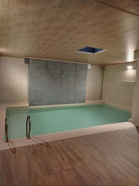 Exclusivo departamento en el Norte Piscina y Garaje - 1
