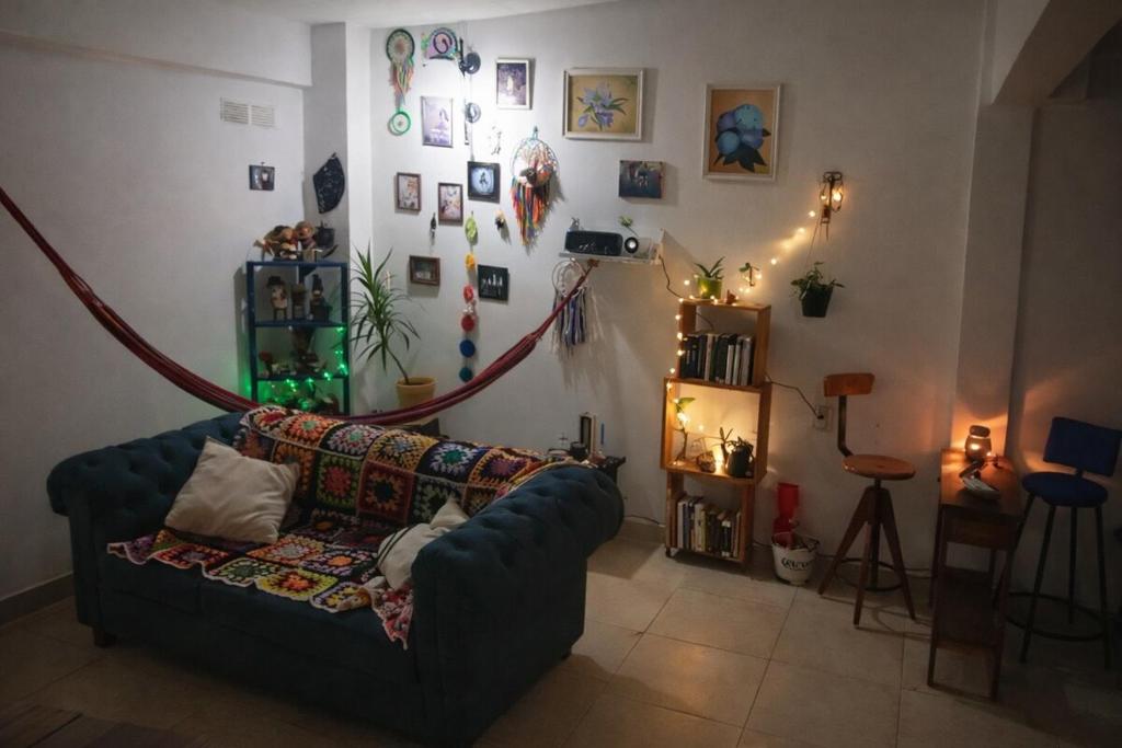 Departamento equipado tranquilo en zona sur - 1