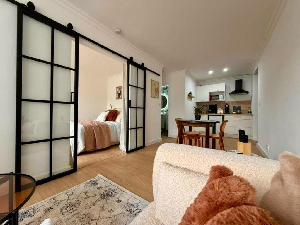 Peaceful & Elegant Retreat in the heart of town - 1